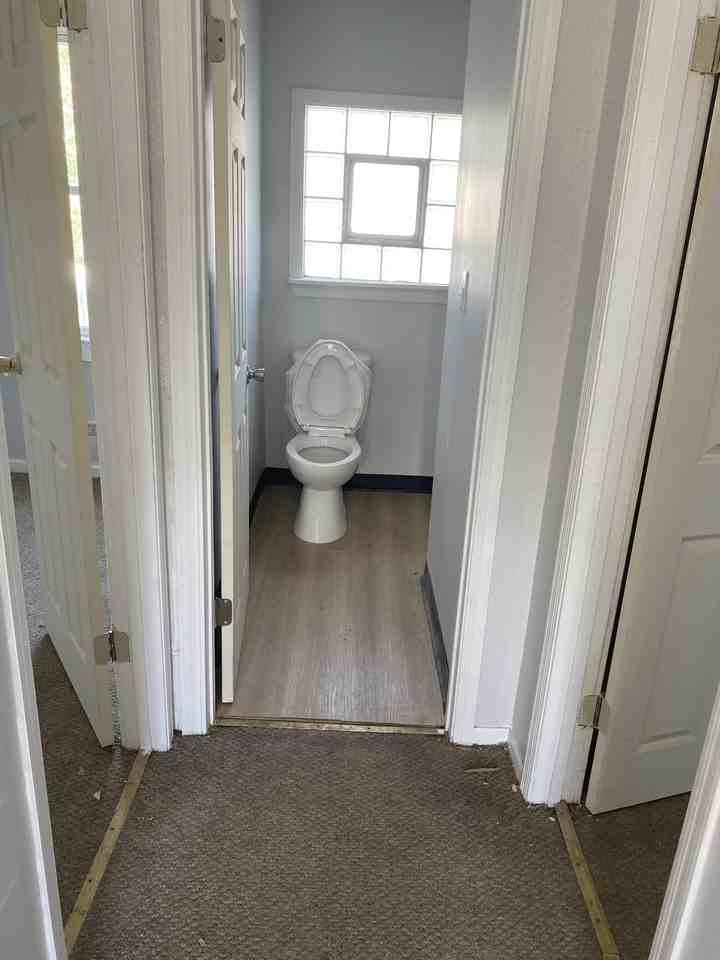 11809 S Lafayette Ave - Photo 5 of 9