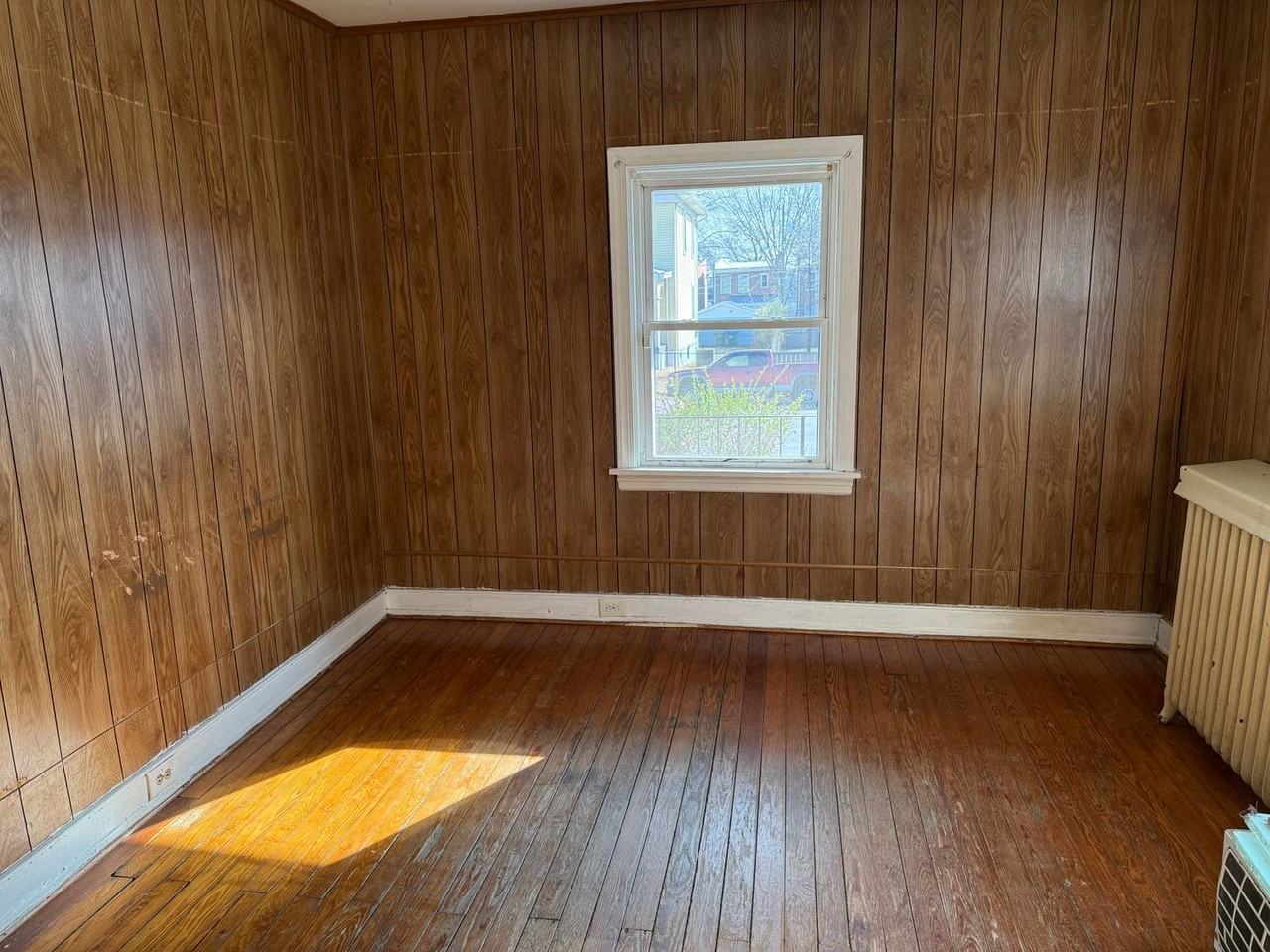 702 Northside Ave - Photo 2 of 13