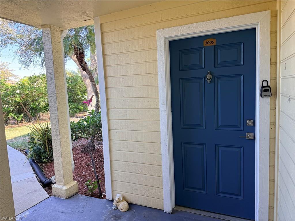 12750 Equestrian Cir - Photo 3 of 20