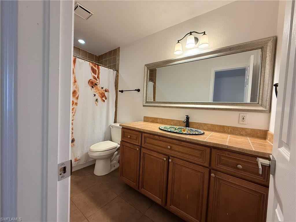 12750 Equestrian Cir - Photo 7 of 20
