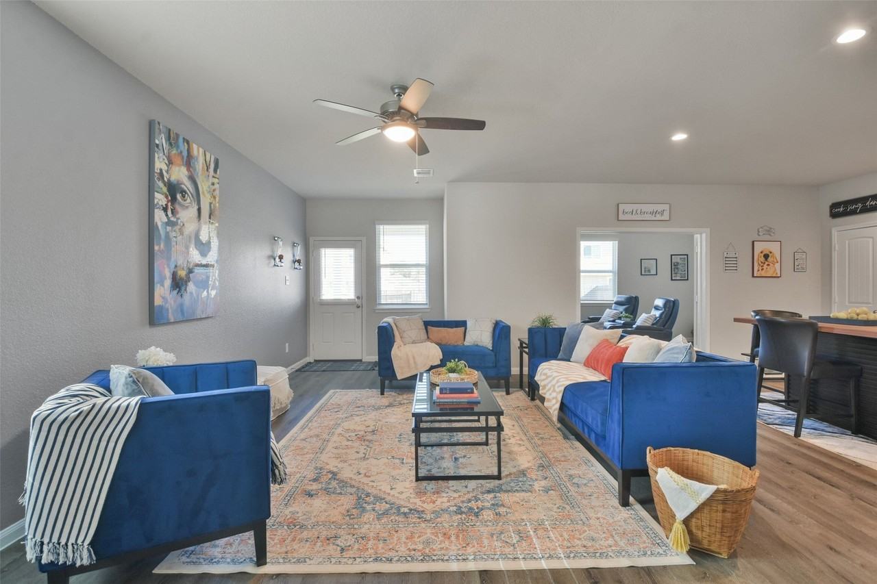 14012 Paddlefish Dr - Photo 3 of 43