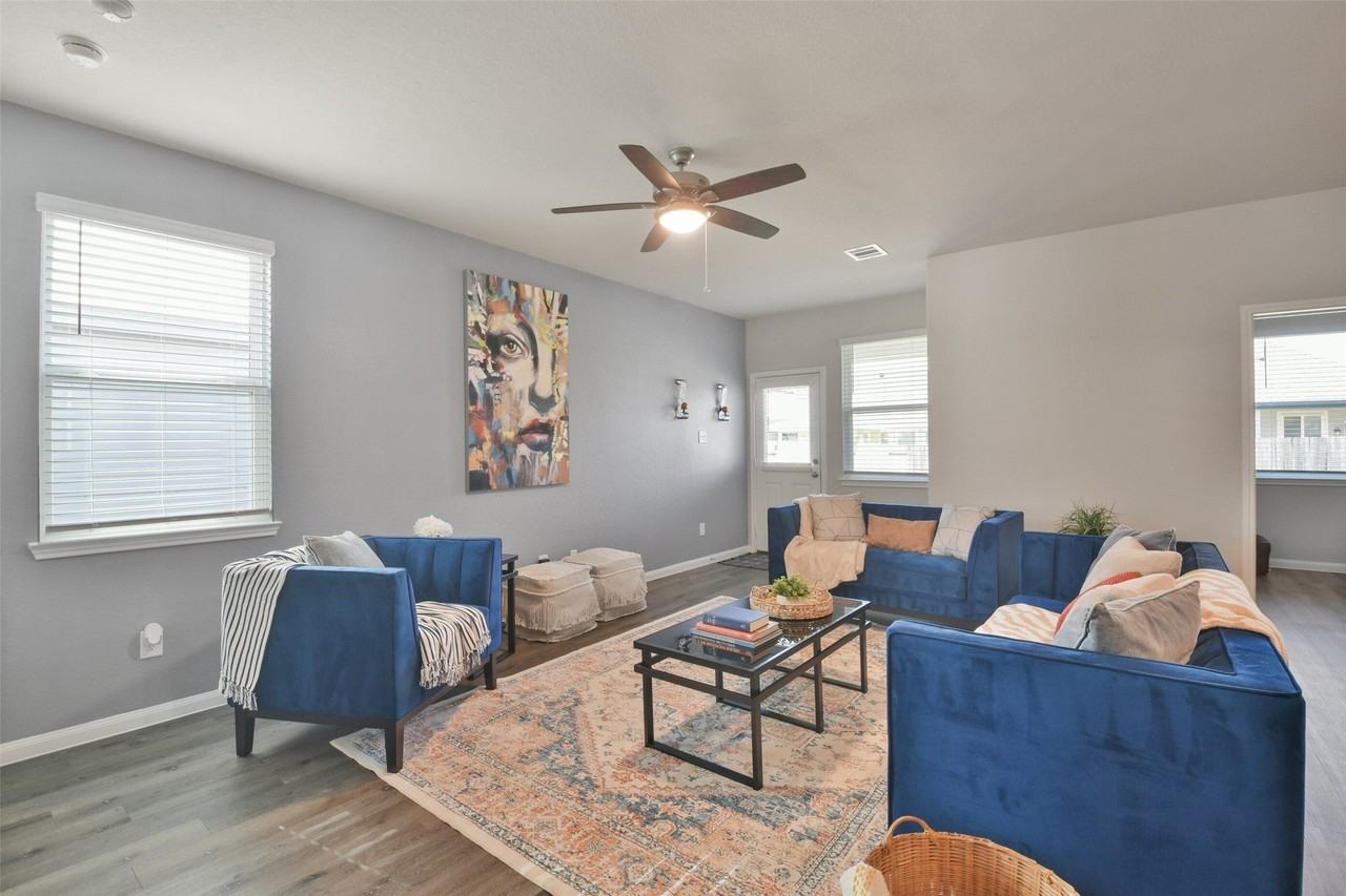 14012 Paddlefish Dr - Photo 4 of 43