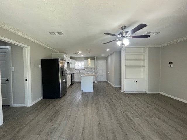 7033 Payte Ln - Photo 6 of 25