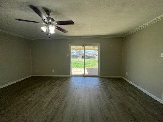 7033 Payte Ln - Photo 7 of 25