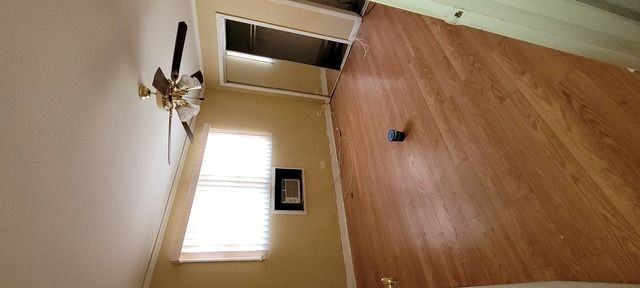 6331 N Fairfield Ave Apt 102 - Photo 4 of 9