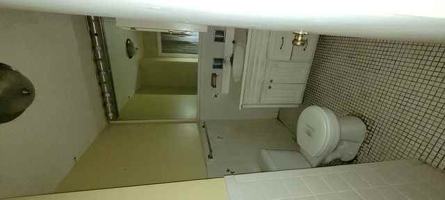 6331 N Fairfield Ave Apt 102 - Photo 6 of 9