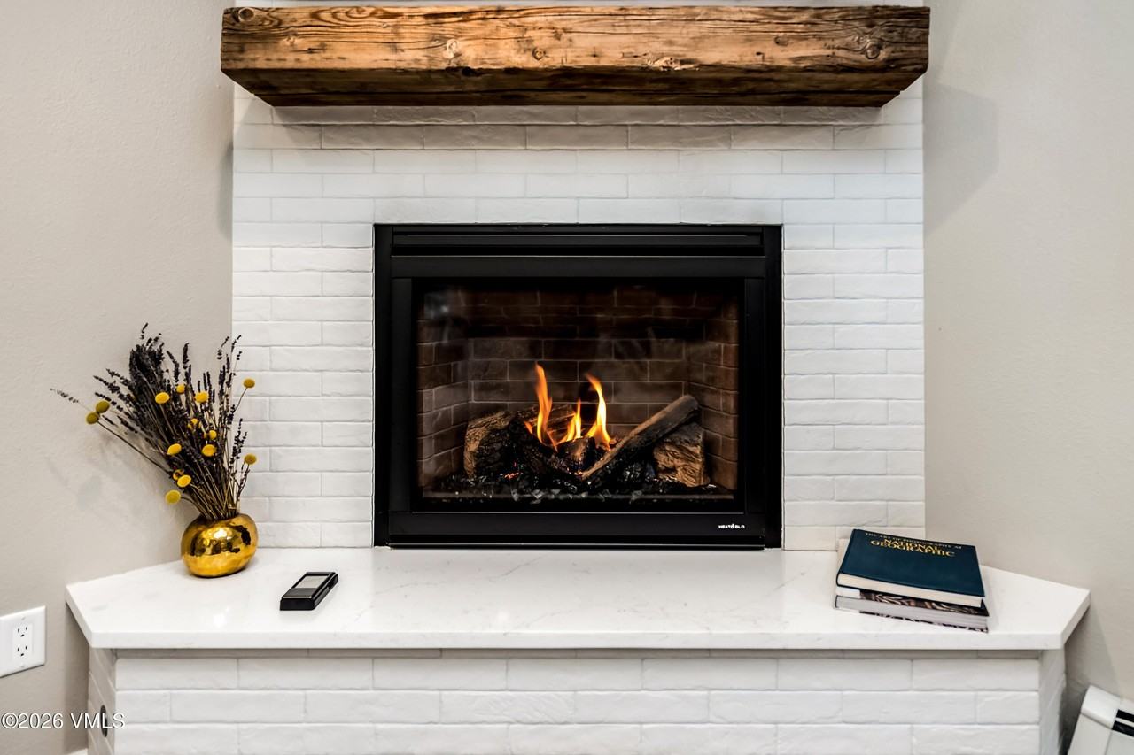 212 Eagle Rd - Photo 2 of 25