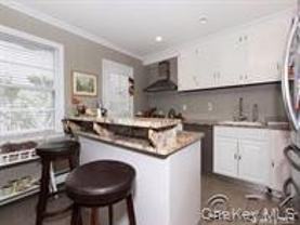 469 E Park Ave - Photo 1 of 1