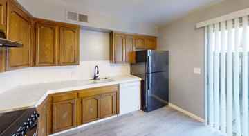 featured image of 6052 N College Ave