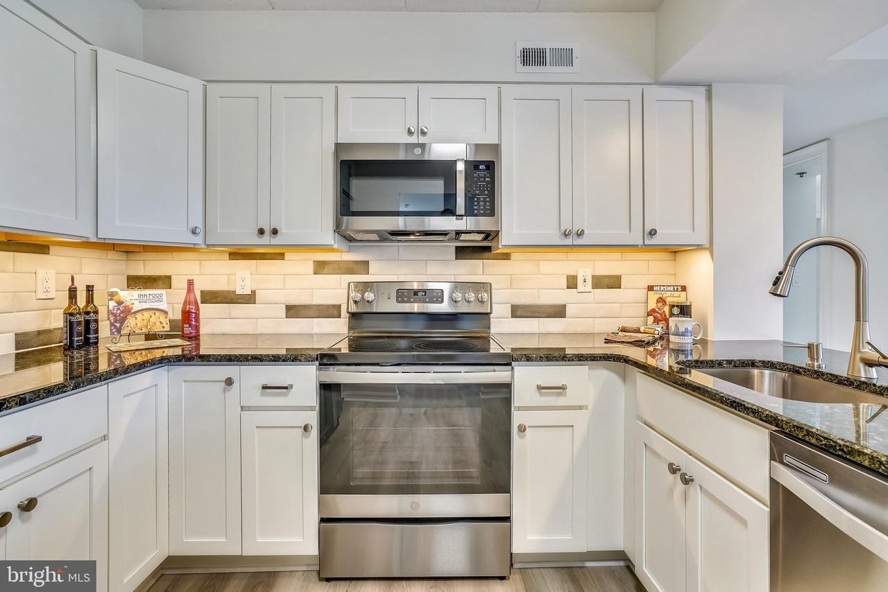 7317 Eden Brook Dr - Photo 4 of 44