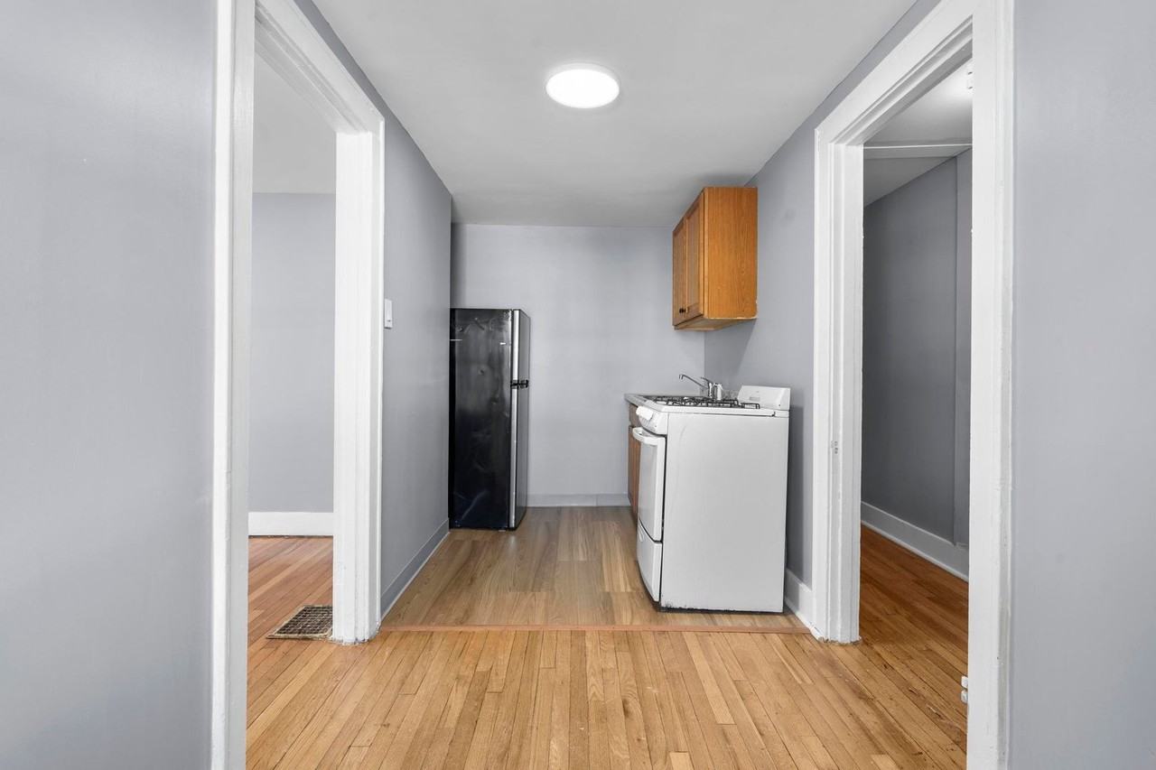 39-41 Central Ave - Photo 3 of 16