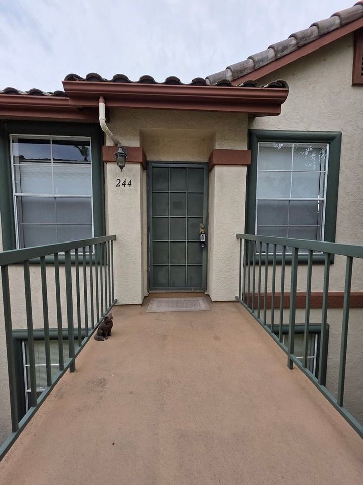 10854 Sabre Hill Dr - Photo 2 of 27