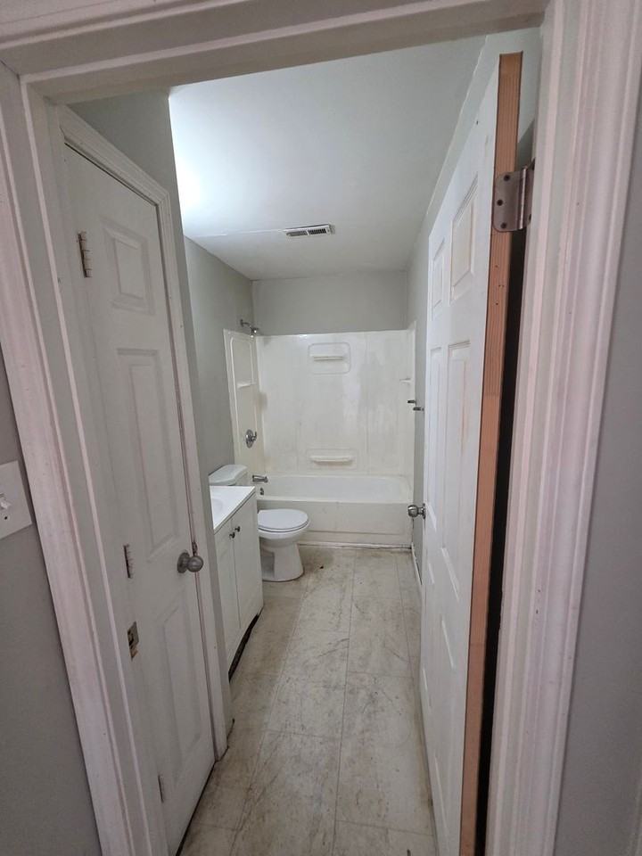 5711 N Park Dr - Photo 4 of 6