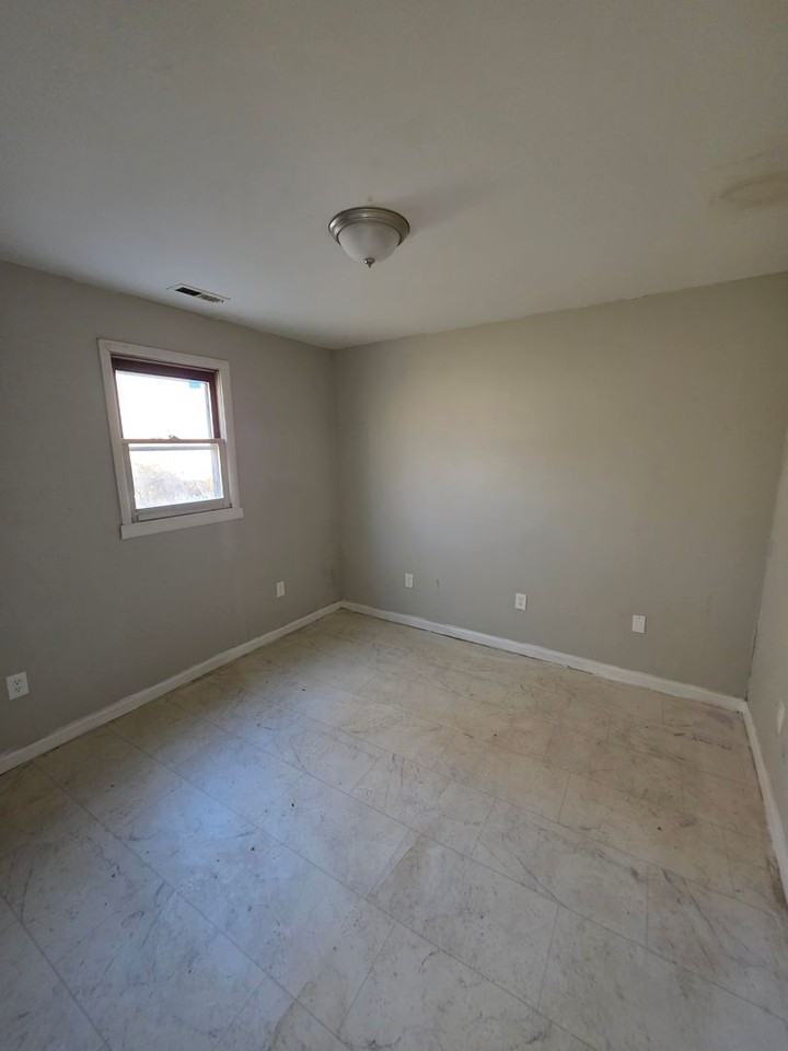 5711 N Park Dr - Photo 6 of 6