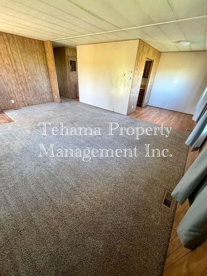 18570 Red Bank Rd - Photo 4 of 16