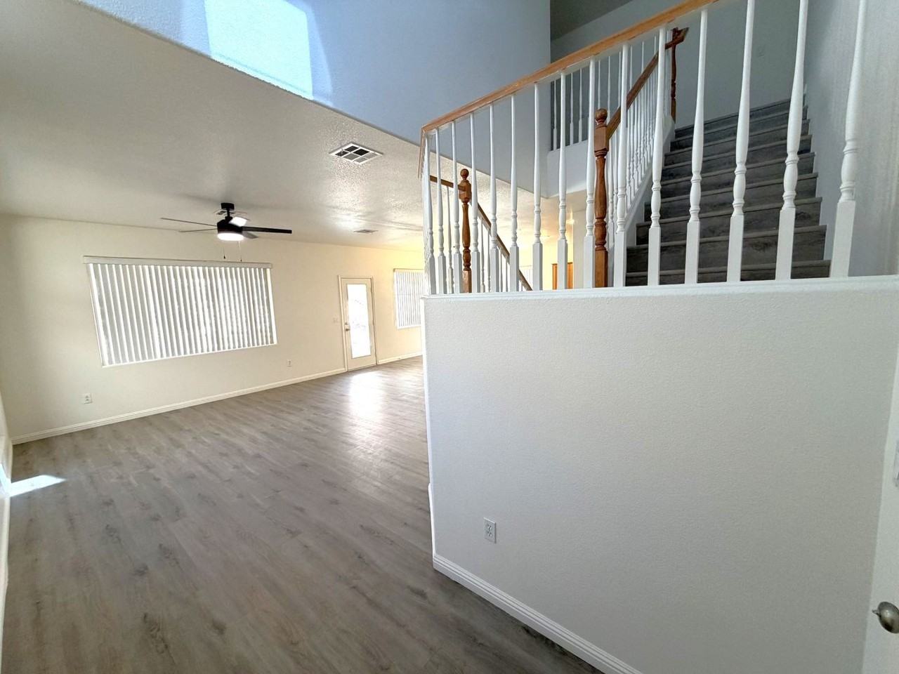 3814 Discovery Creek Ave - Photo 2 of 34