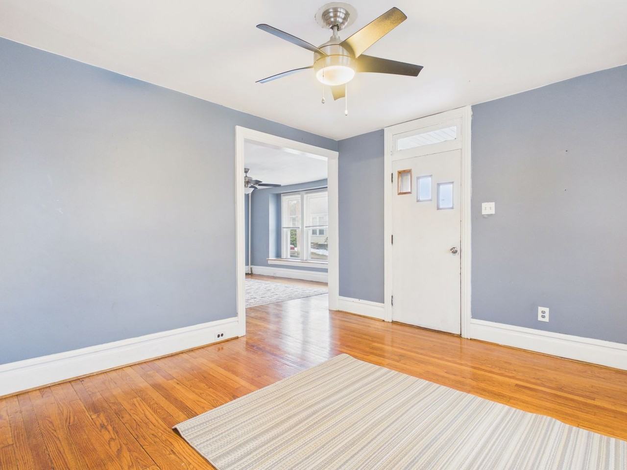 118 Short St - Photo 7 of 23