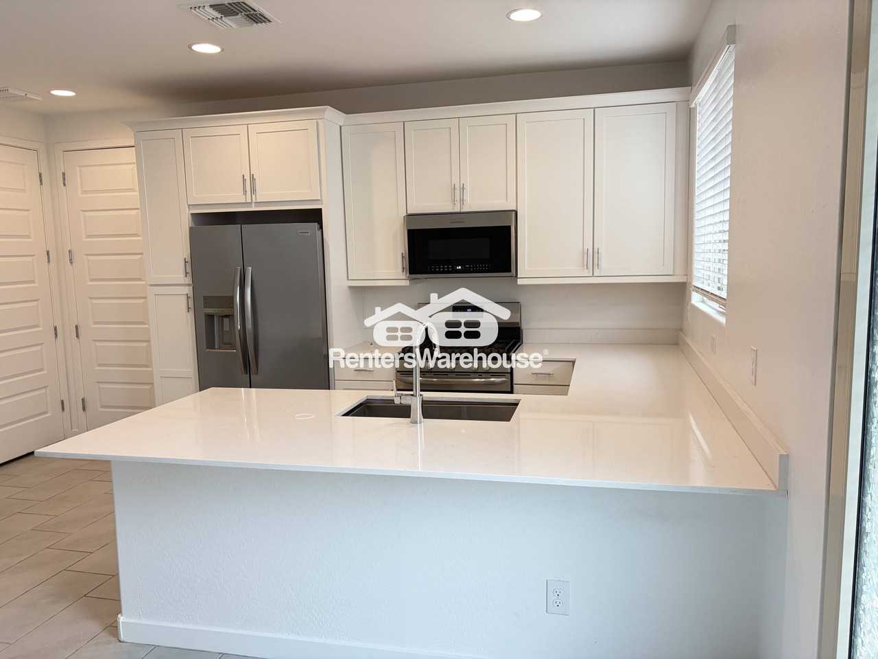 4152 E Austin Dr Unit B - Photo 2 of 12