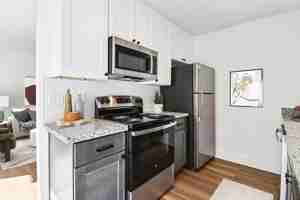 featured image of 425 E Bradley Ave