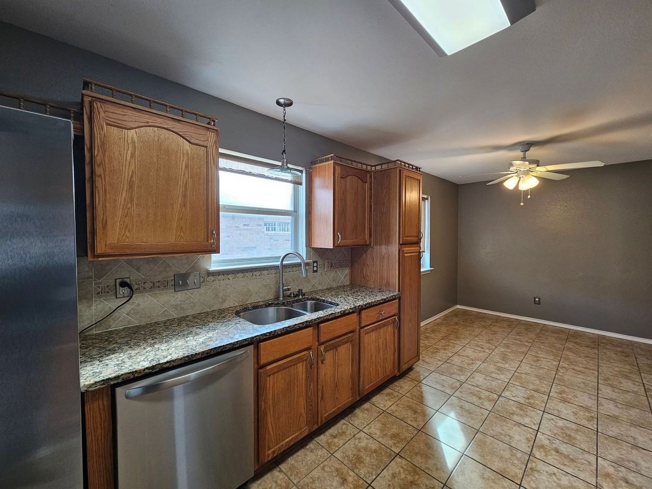 2109 Schottische Ln - Photo 6 of 18