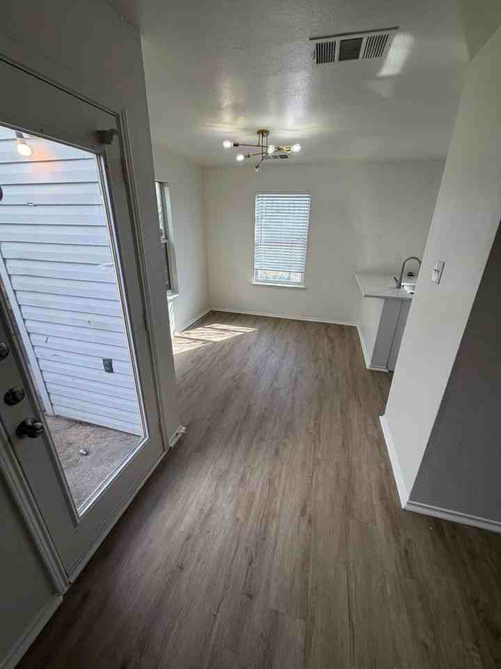 1106 Nueva Leon Plz - Photo 3 of 19