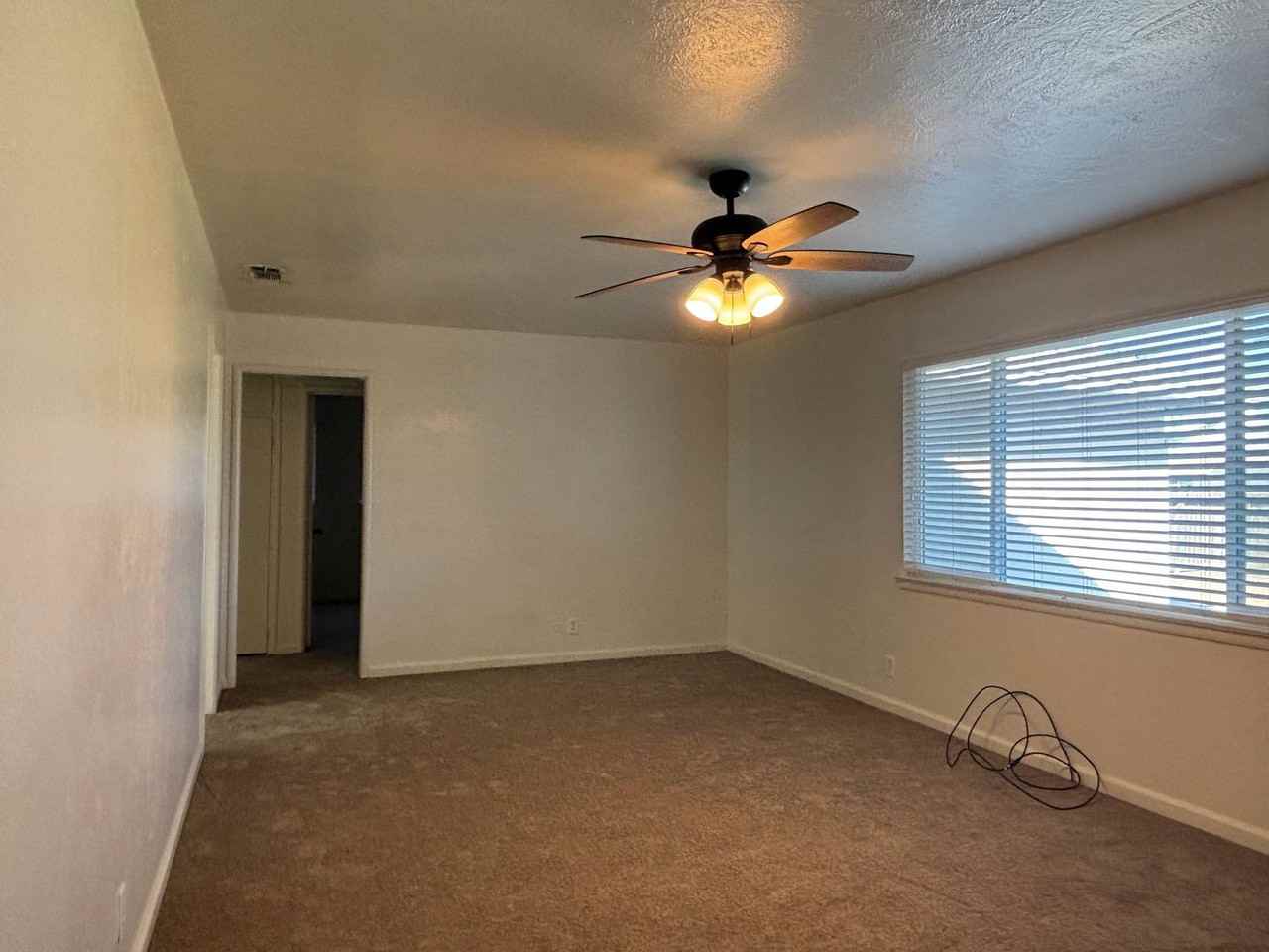 3876 N Pleasant Ave - Photo 2 of 14