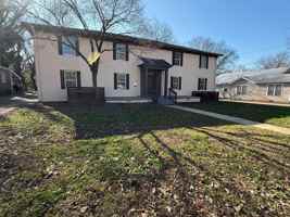 featured image of 208 Meadow St #A