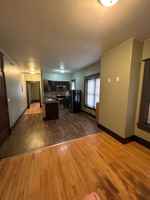 featured image of 429 W Park St