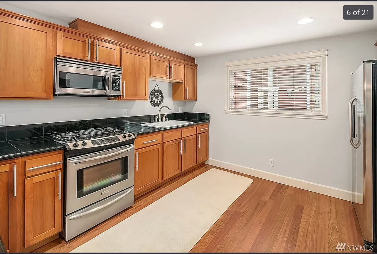 2022 W Bertona St - Photo 6 of 21