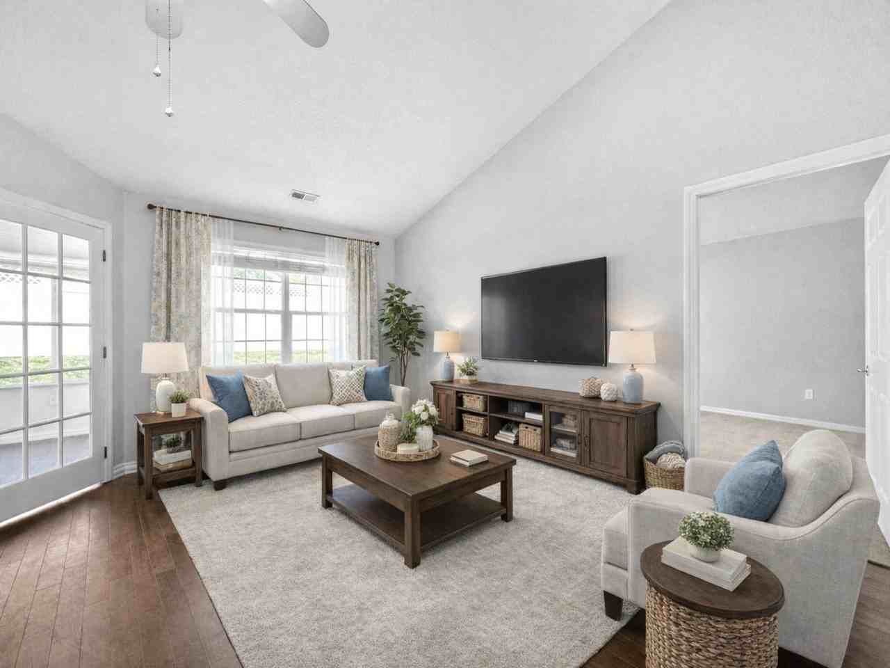 464 Scioto Villa Ln - Photo 3 of 26