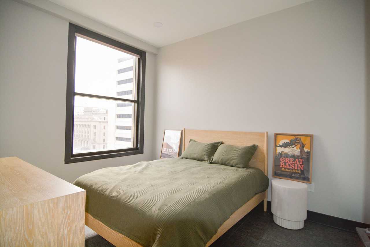 The Carrara on Farnam - Photo 5 of 33