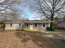 featured image of 6 Waterfront Dr