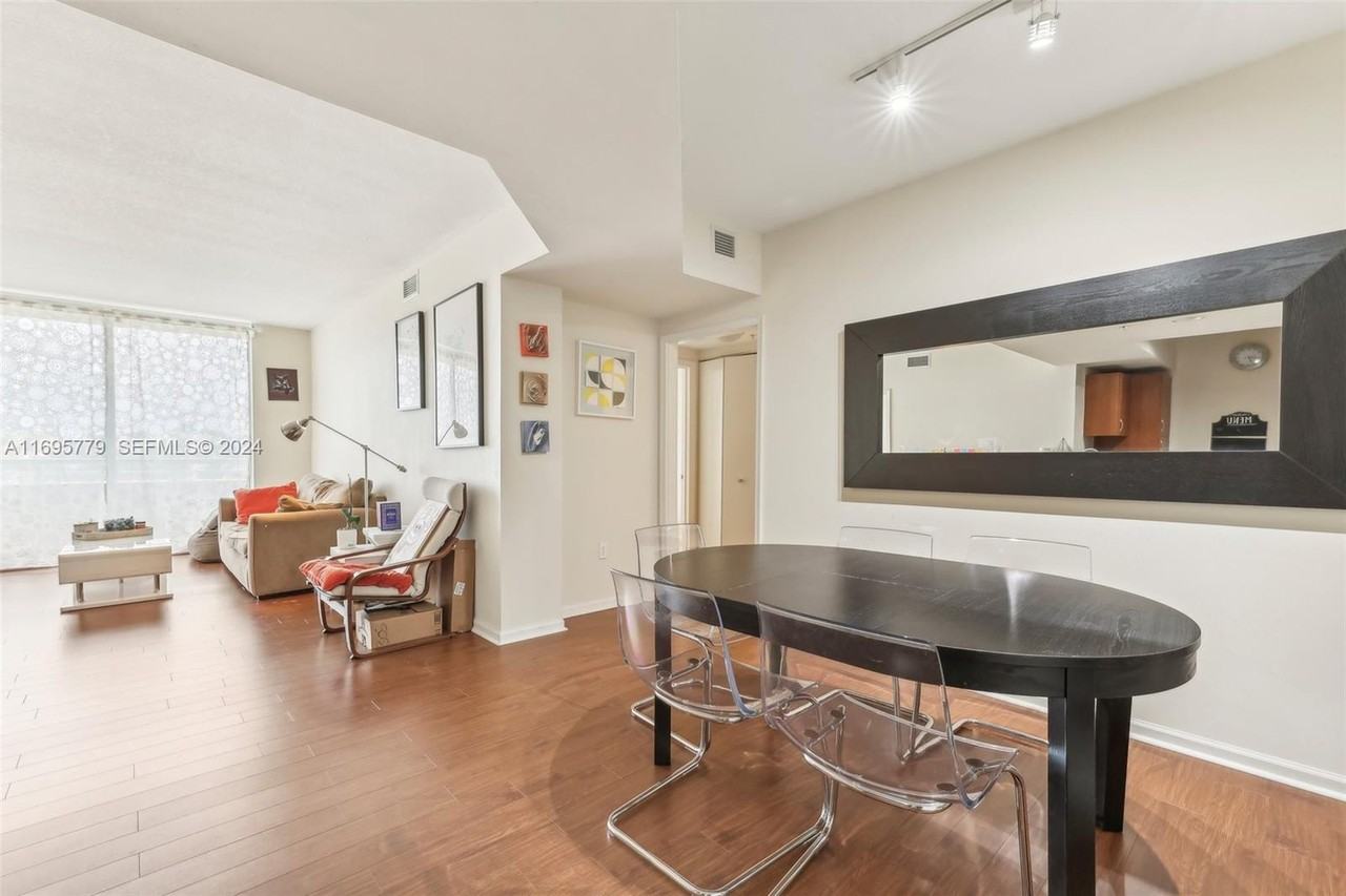 2775 Northeast 187th Street ##305 - Photo 4 of 29