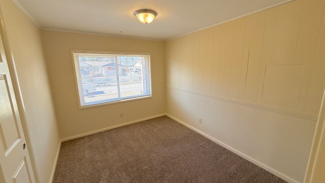 1892 Capri St - Photo 3 of 12