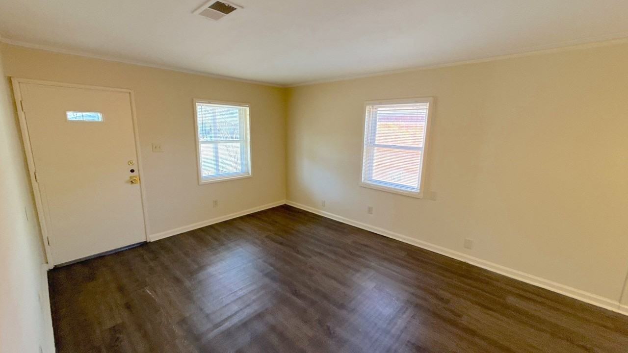 1892 Capri St - Photo 6 of 12