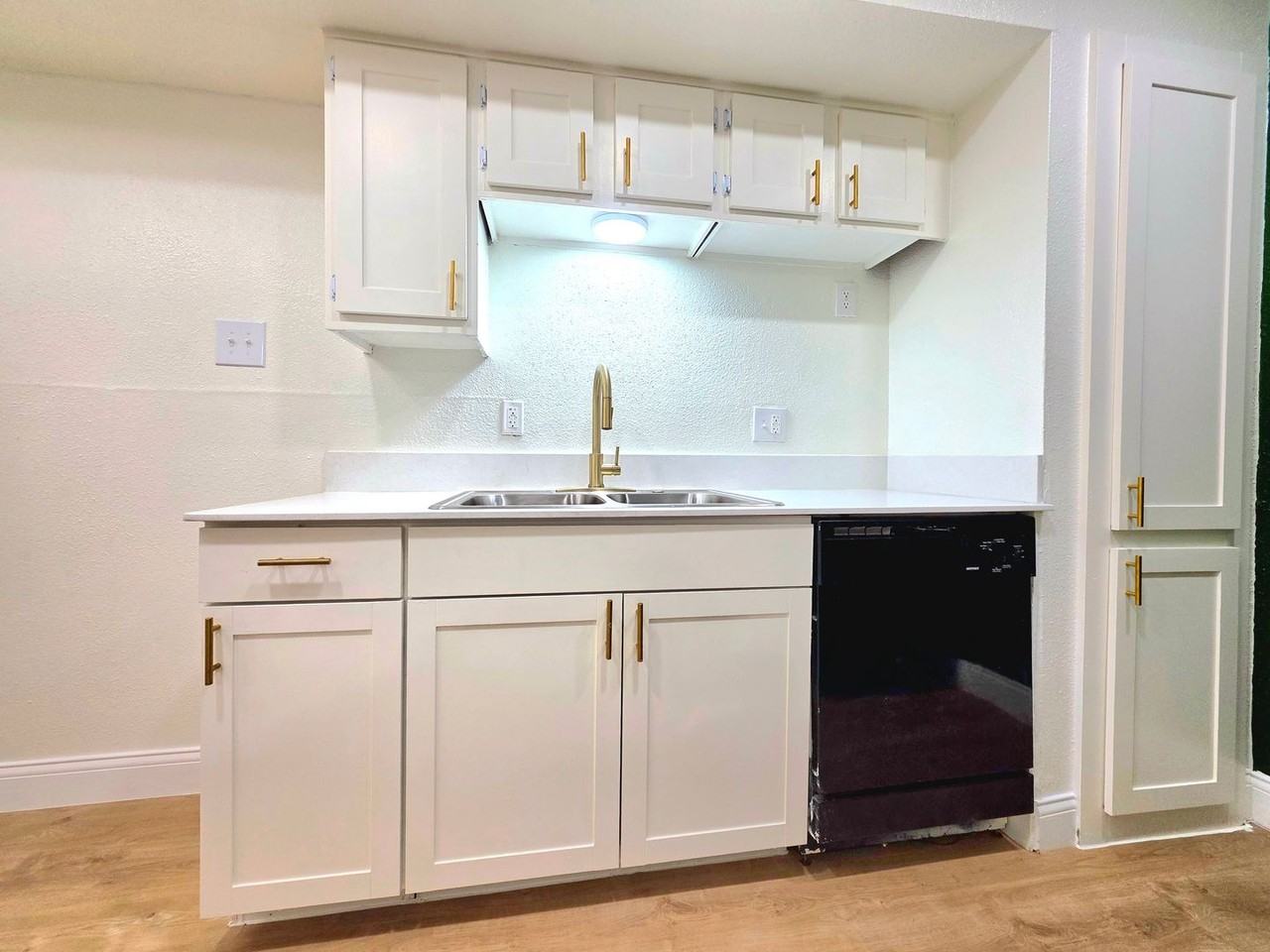 Oaks of Westlakes Apartments - Photo 5 of 50