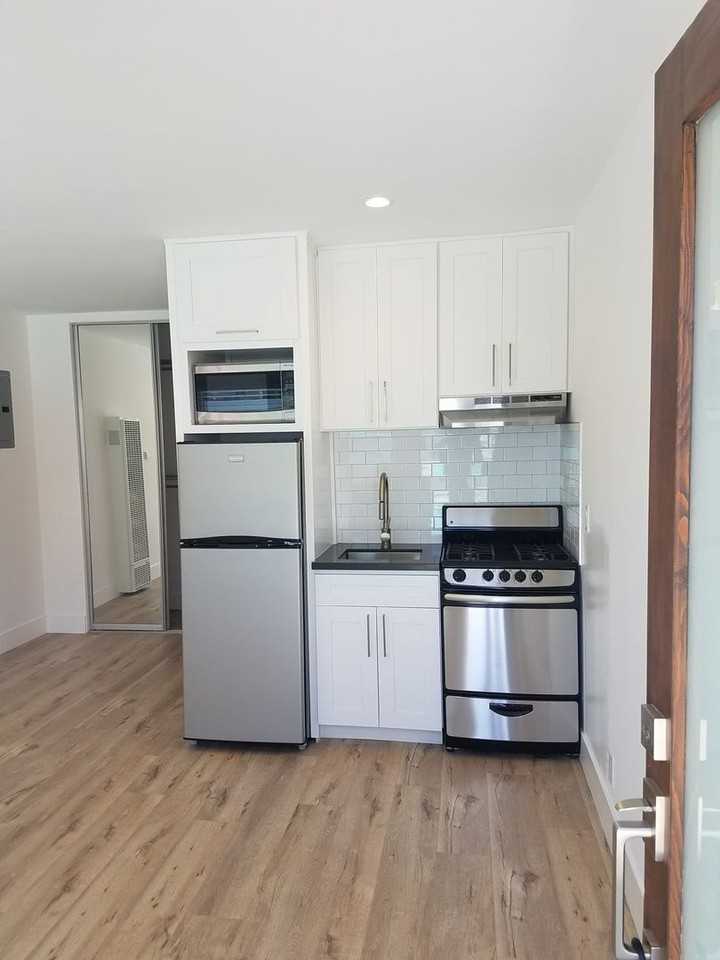 1750 Sycamore LLC - Photo 2 of 36