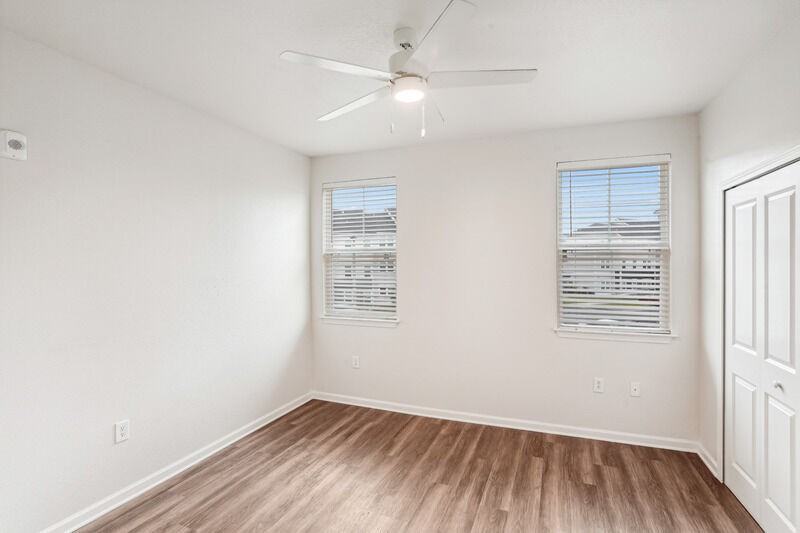 Ekos Magnolia Oaks - Photo 4 of 14