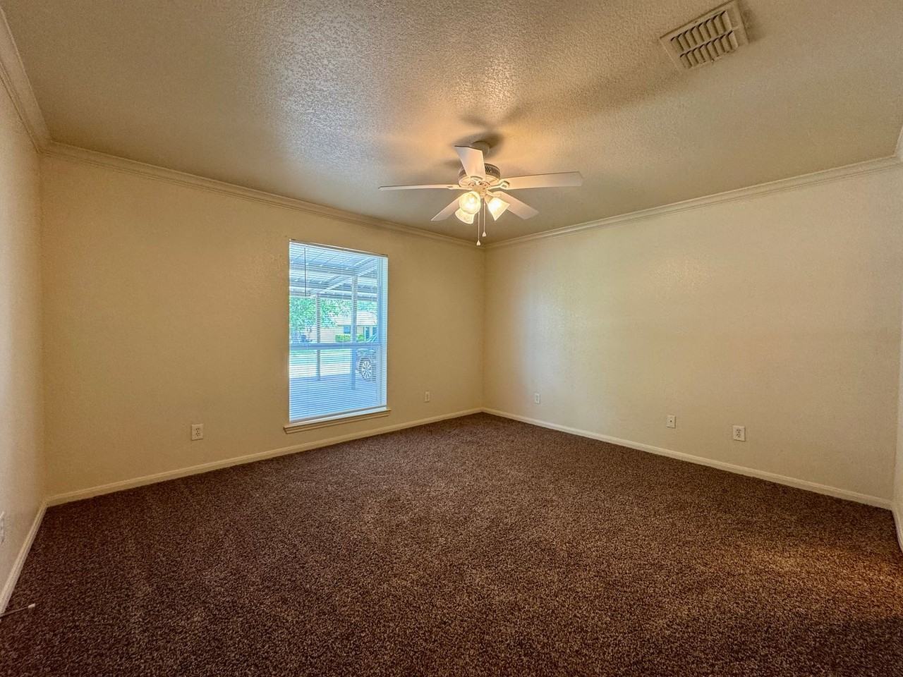 1309 Chapelwood Dr - Photo 6 of 10