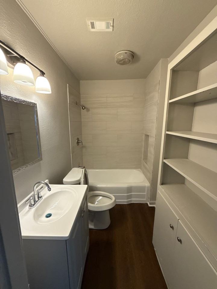 465 E 68th St - Photo 6 of 6