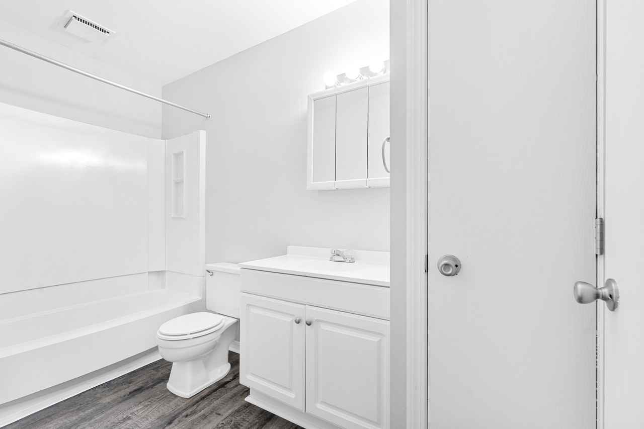 Walnut Woods *EPM* - Photo 4 of 10