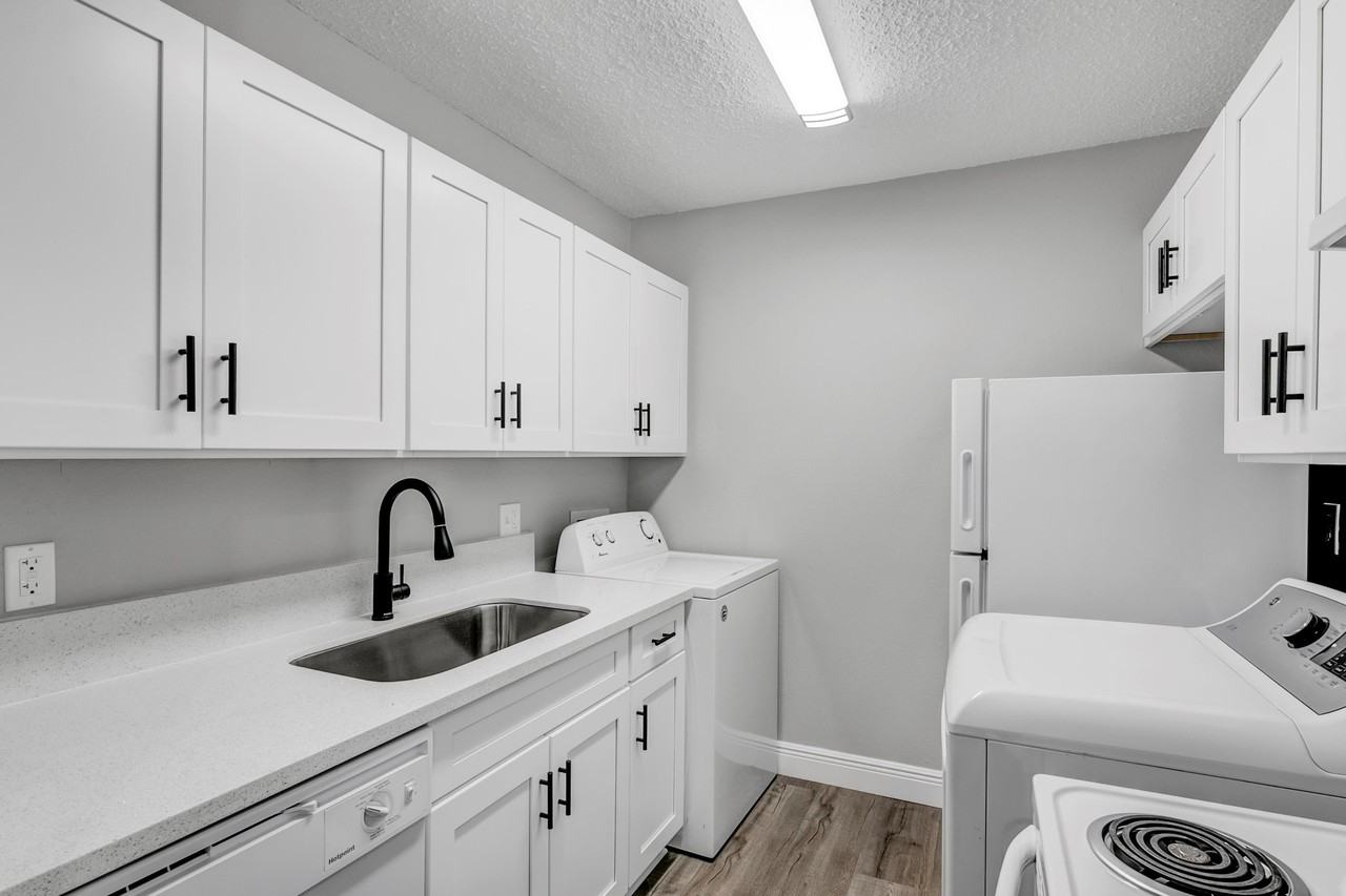 BK6 1885 North Street - Photo 4 of 19