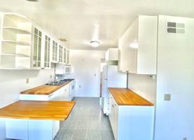 featured image of 100 W Via Olivera