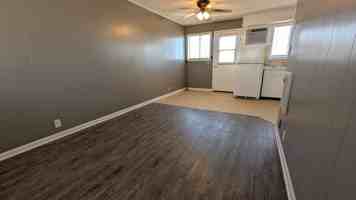 featured image of 1214 S Blake St