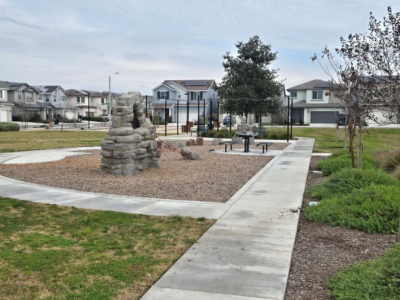 3021 N Sowell St - Photo 3 of 3