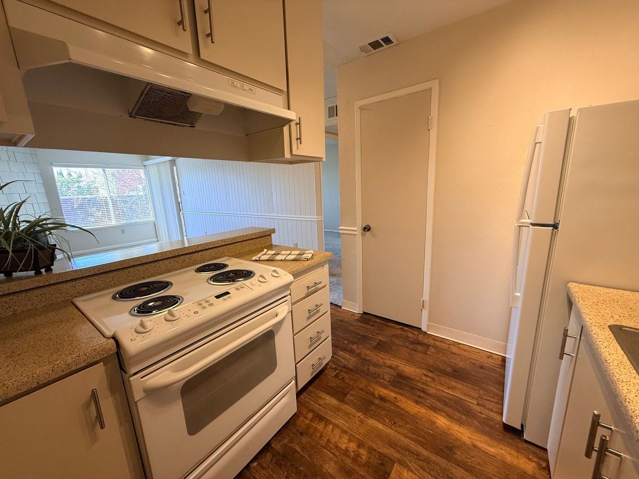 2816 and 2818 O Street, Sacramento - Photo 5 of 7