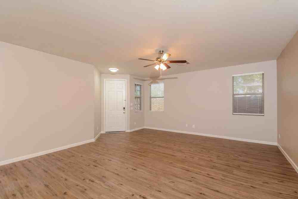 11838 W Foothill Dr - Photo 5 of 16