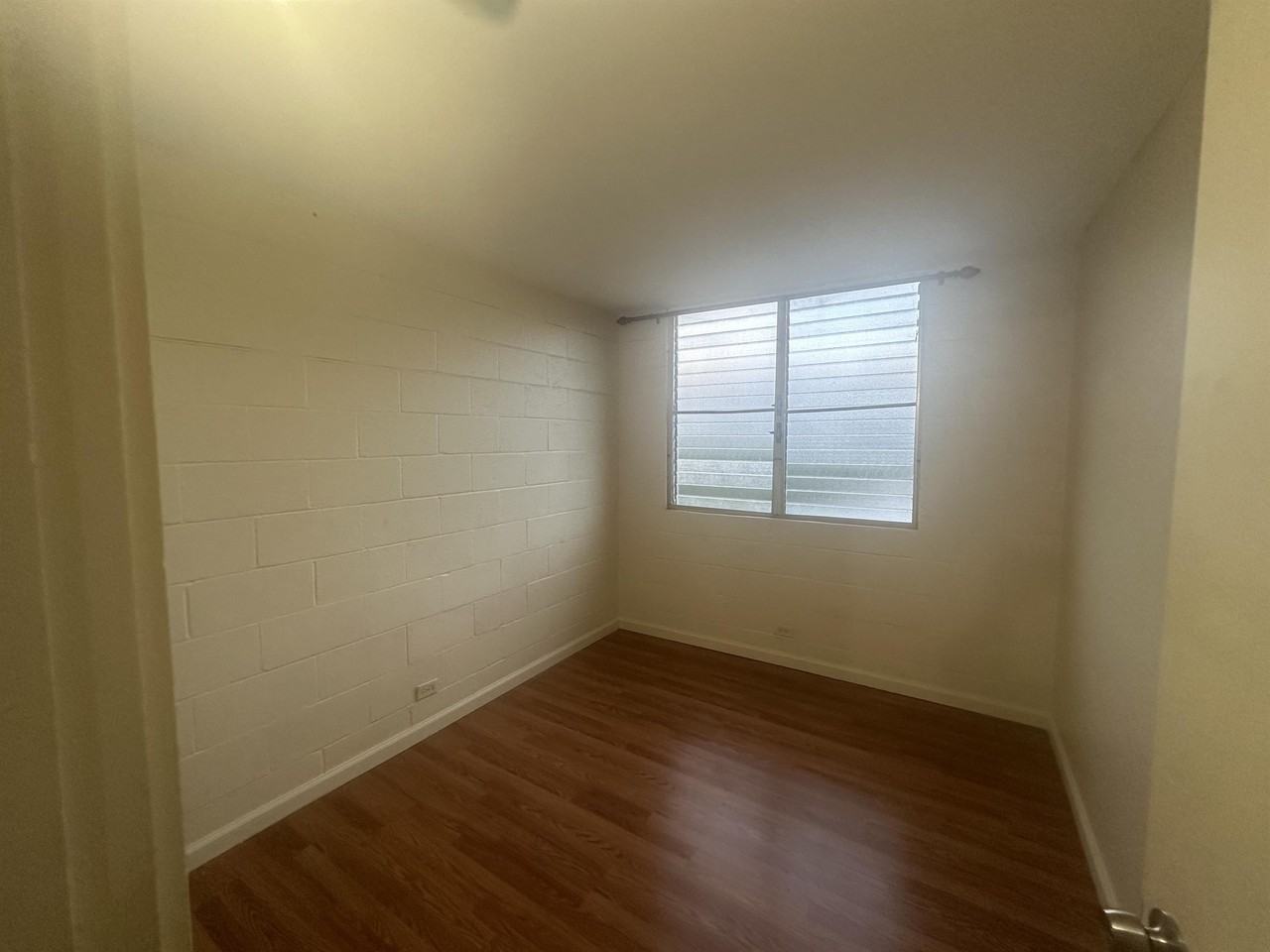 94-494 Farrington Highway - Photo 3 of 10