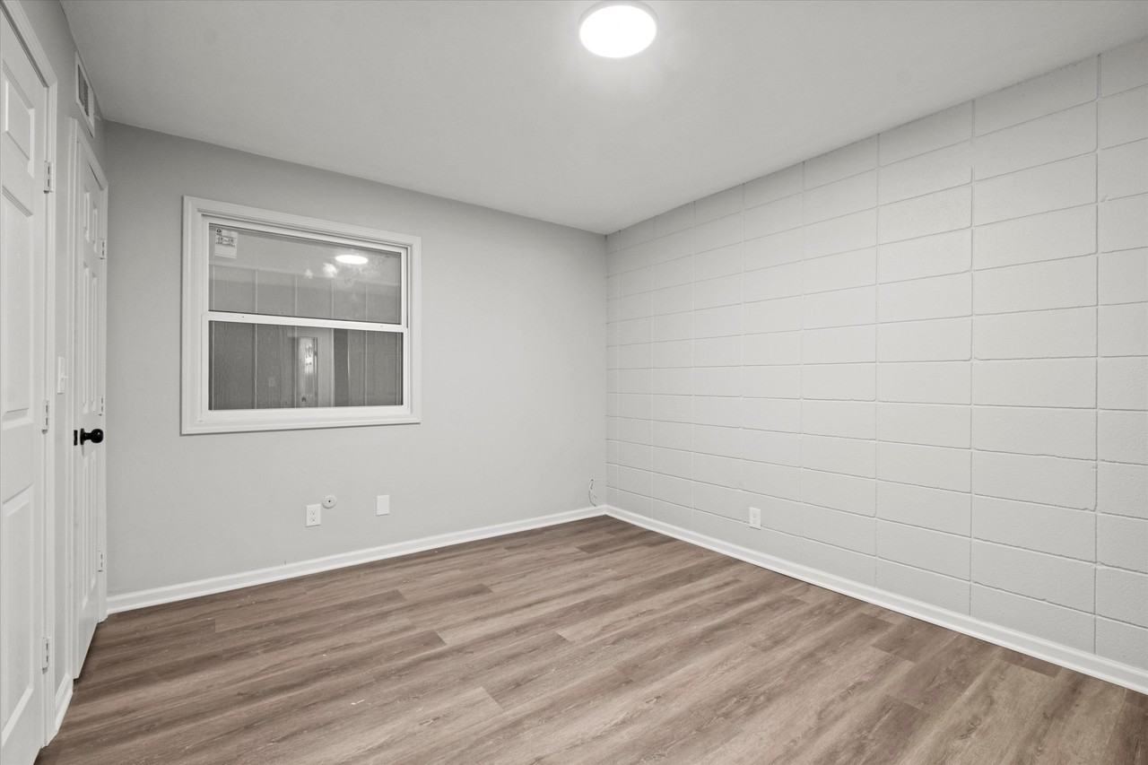 720 Ottawa Street - Photo 5 of 18