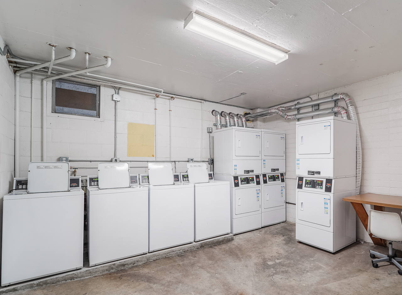 Uni Flats - Photo 4 of 39